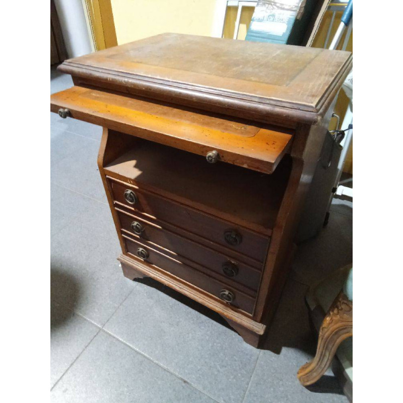 MESITA 3CAJ. TAPA DESLIZ.