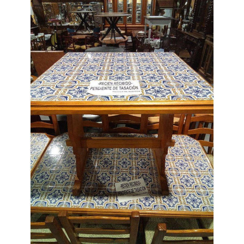 MESA AZULEJO 80X80 + 2 SILLAS
