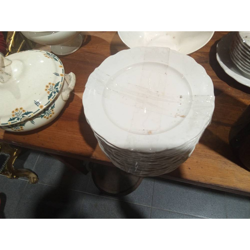 LOTE  15 PLATOS BAVARIA