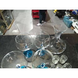 DECANTADOR Y 4 COPAS AZULES