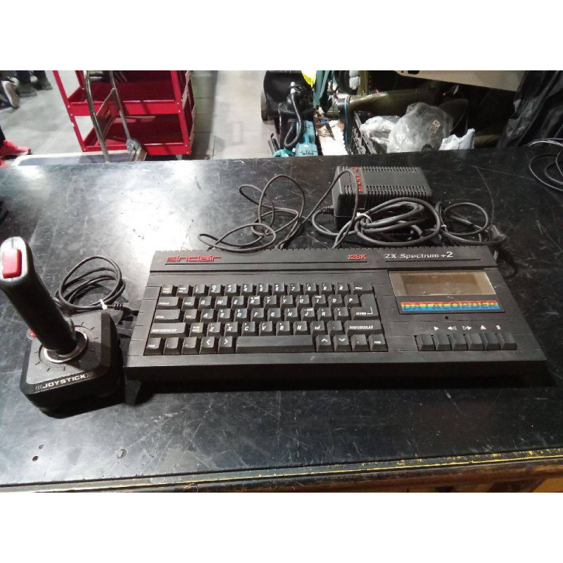 CONSOLA ZX SPECTRUM +2  CON 1 JOYSTICK