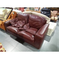 SOFA 2 PLAZAS PIEL + 4 COJINES