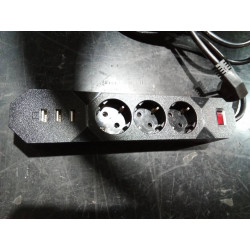 REGLETA 3 ENCHUFES 3 USB