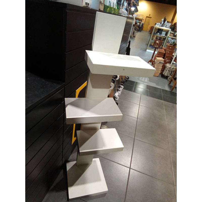 ESTANTERIA EXPOSITORA