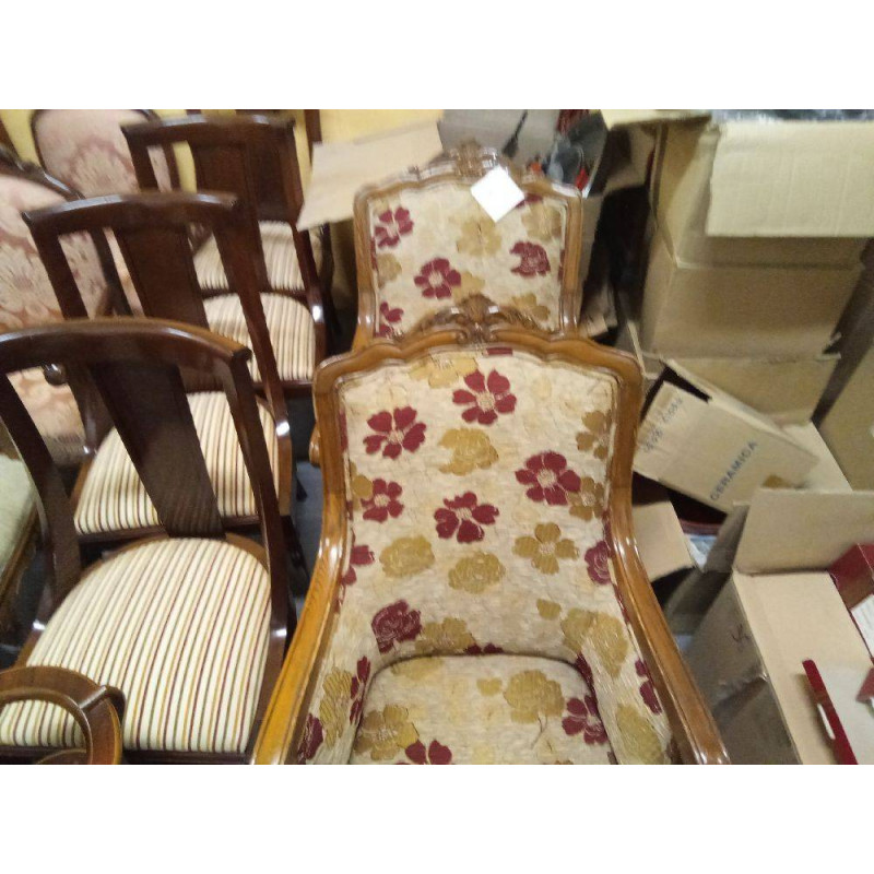 BUTACÓN CASTAÑO FLORES