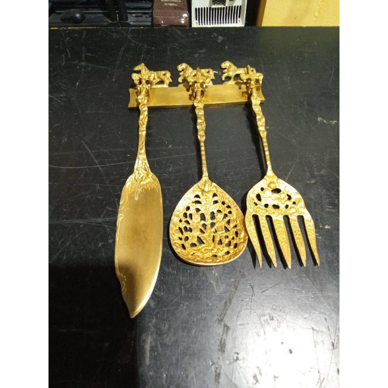 CUBIERTOS BRONCE SOPORTE