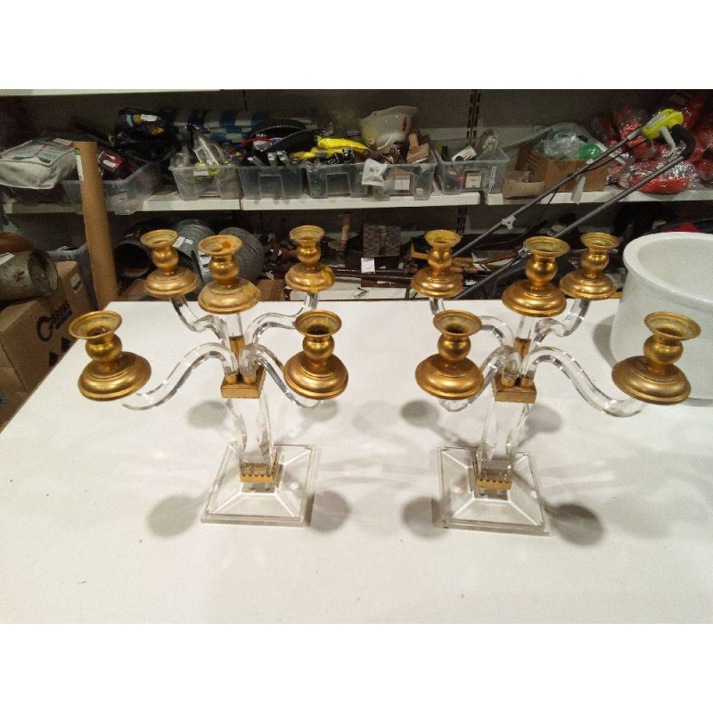 PAREJA CANDELABROS METAL  ,METACRILATO