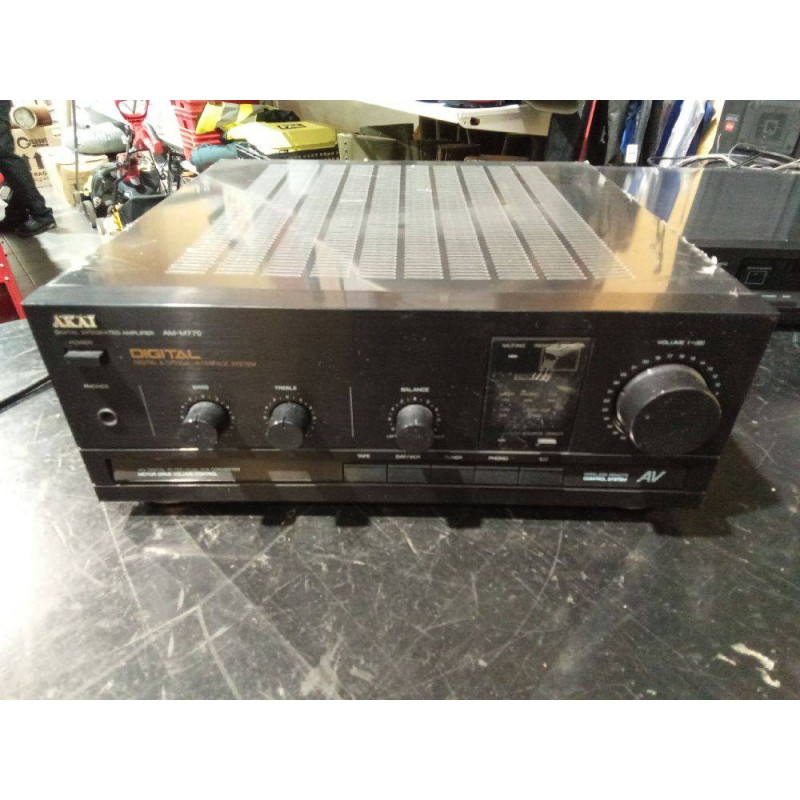 AKAI AMPLIFICADOR
