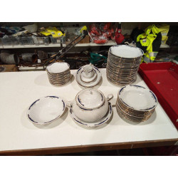 VAJILLA 12 SERV ROYAL CROWN