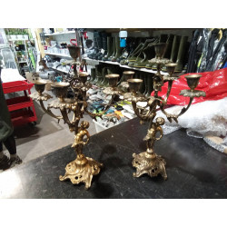 PAREJA CANDELABROS