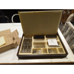 CUBERTERIA 12 SERV SANTA....