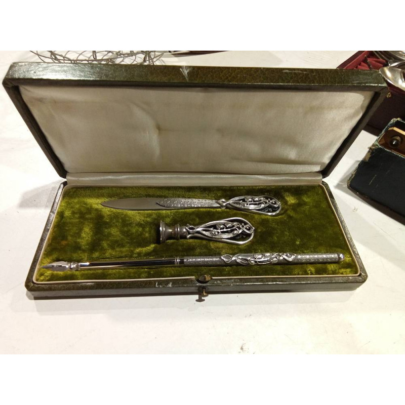 ANTIGUO JUEGO DE ESCRITORIO