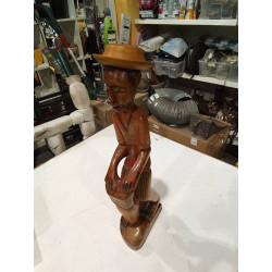 FIGURA MADERA