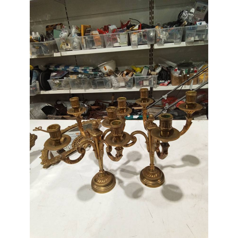 PAREJA CANDELABROS BRONCE
