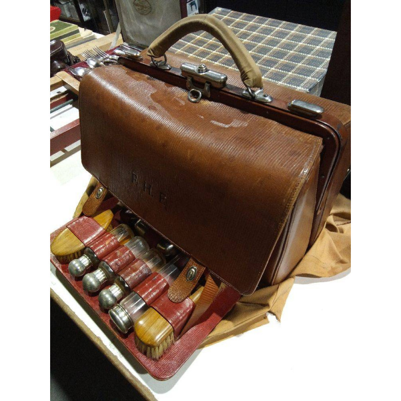 MALETIN ANTIGUO MÉDICO 