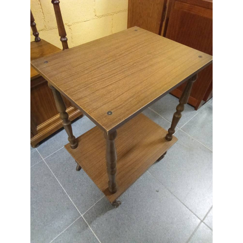 MESITA AUXILIAR RUEDAS