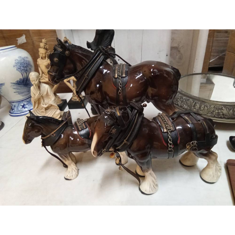  3 CABALLOS DE TIRO PORCELANA INGLESA