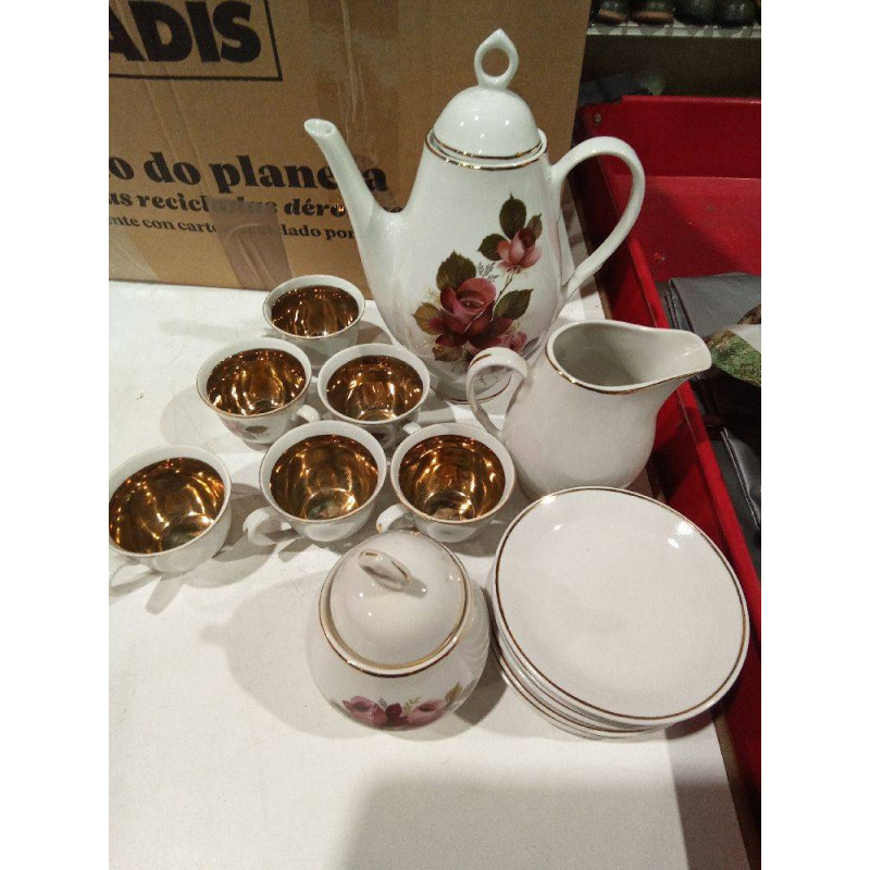 JGO. CAFÉ DORADO FLORES