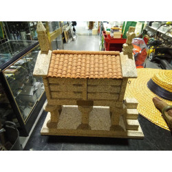 HÓRREO MINIATURA PIEDRA