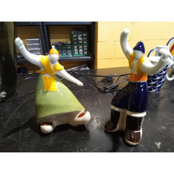 PAREJA DE BAILARINES GALOS