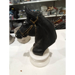 BUSTO CABALLO PIE MARMOL