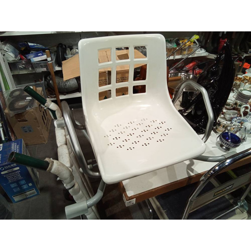 SILLA BAÑERA GIRATORIA