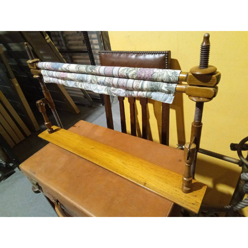 BASTIDOR BORDADO ANTIGUO