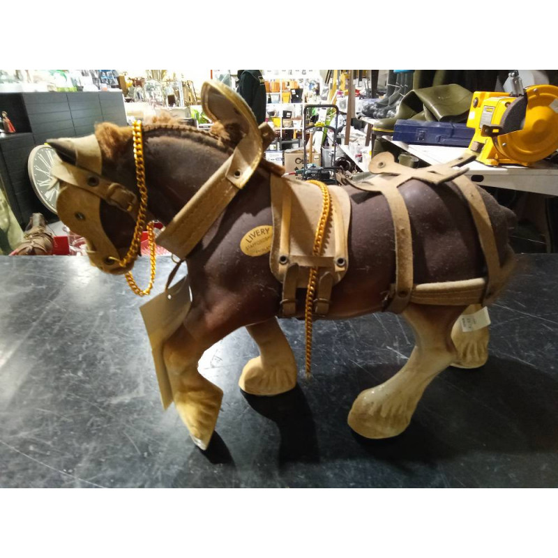 CABALLO STAFFORSHIRE INGLES