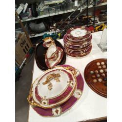 VAJILLA INCOMPLETA ANTIGUA