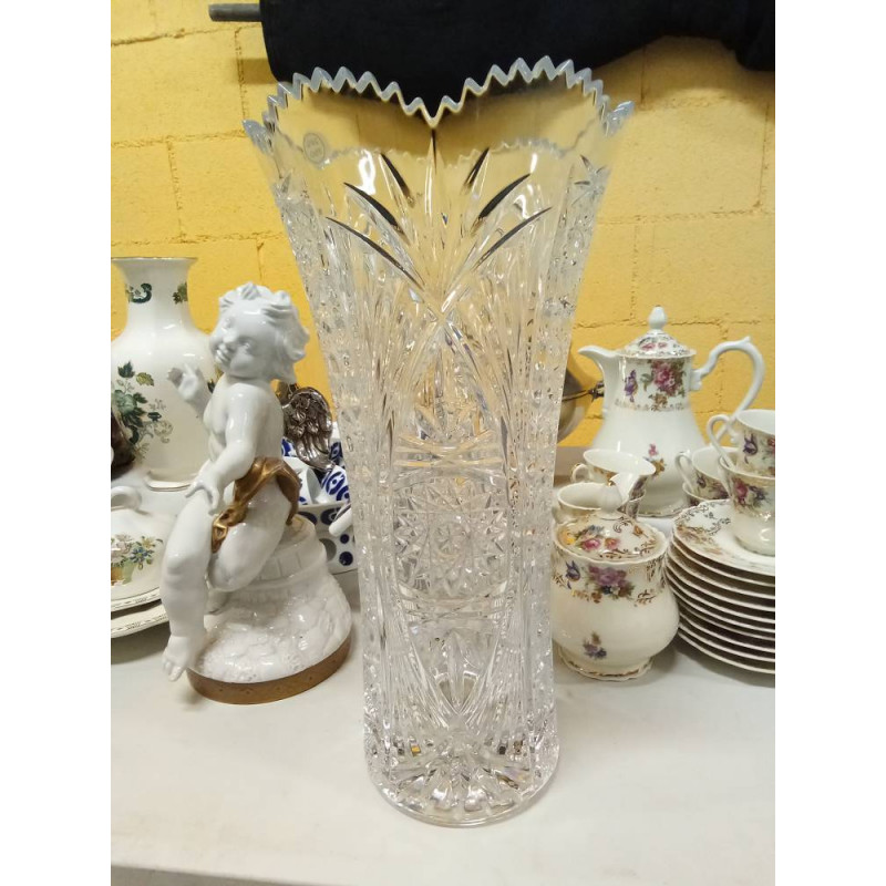 JARRON CRISTAL TALLADO 