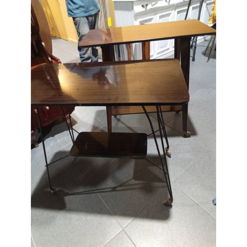 MESA TV SETENTERA DE FORMICA