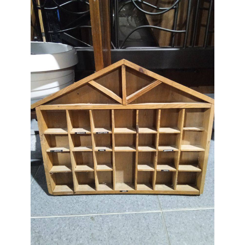 ESTANTERIA DE COLECCIONISMO