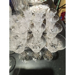 12 COPAS BOHEMIA CHUP.