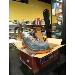 BOTA SEGURIDAD TALLA 44