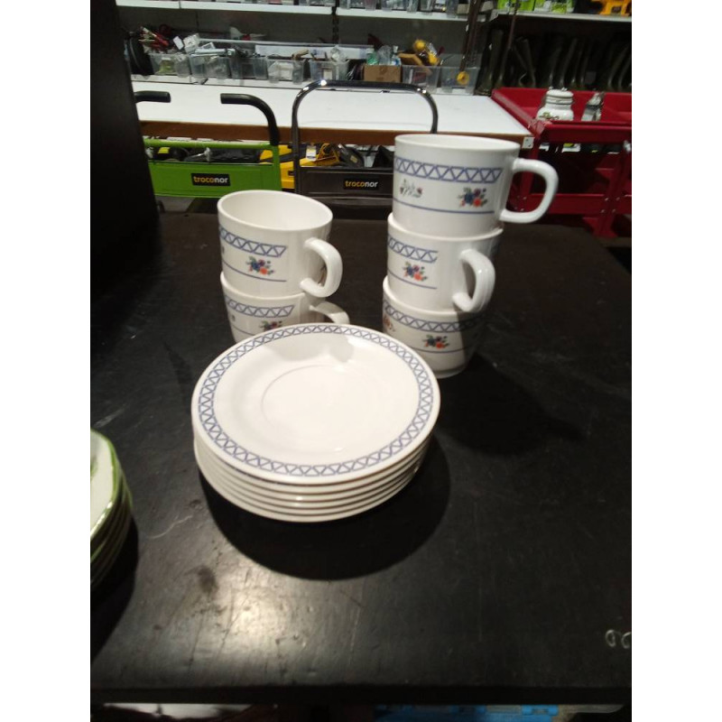 LOTE DE 5 TAZAS CON PLATO