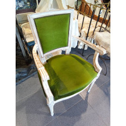 BUTACA DECAPÉ TAPIZADO VERDE