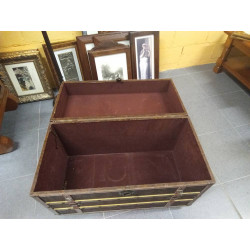 BAUL  POLIPIEL CON RUEDAS