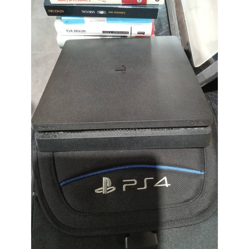 CONSOLA PS4 SIN MANDO+BOLSA