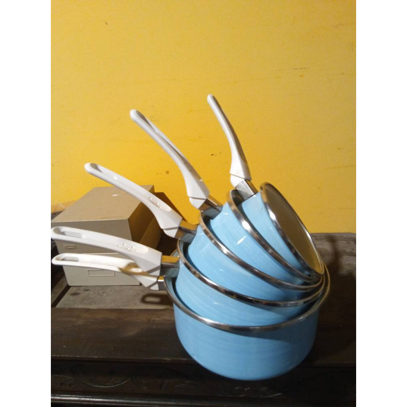 BATERIA DE 5 CAZOS ESMALTE AZUL