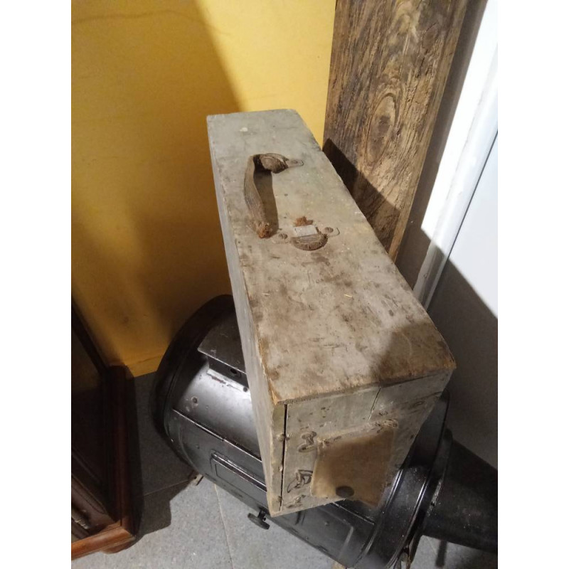 CAJA MADERA  HERRAMIENTAS