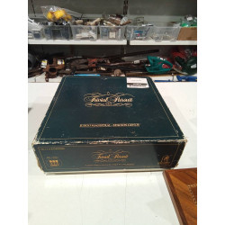 TRIVIAL PURSUIT