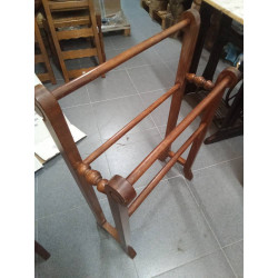 TOALLERO DE MADERA