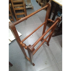 TOALLERO DE MADERA