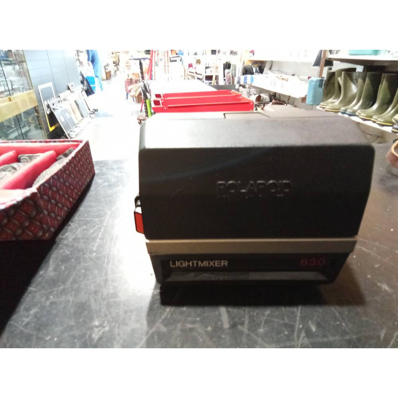 POLAROID 630