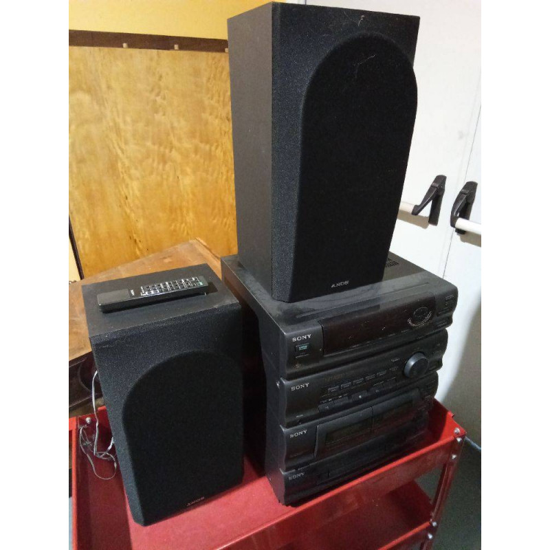 EQUIPO SONY CD RADIO PLETINA B