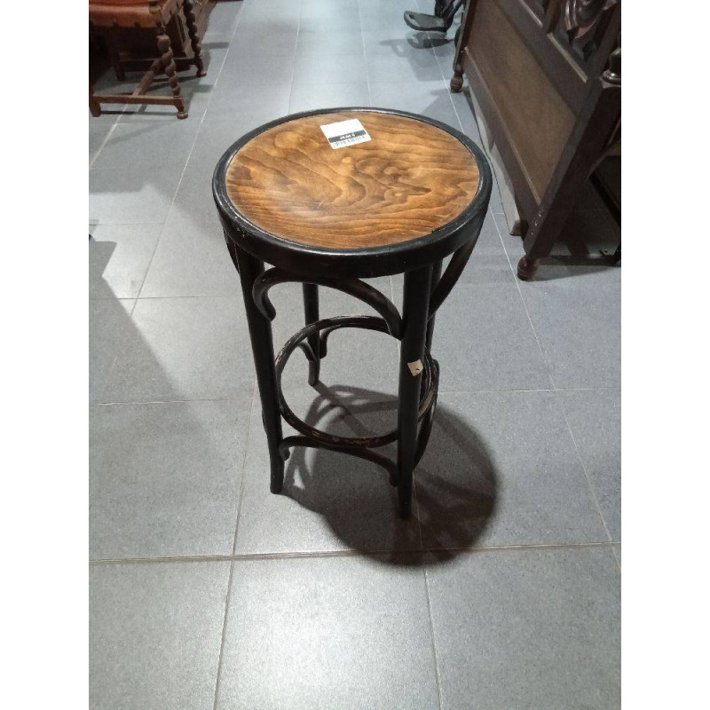 TABURETE THONET