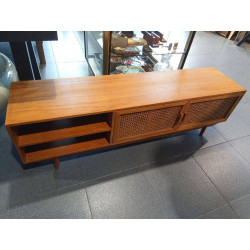 MUEBLE TV MADERA REJILLA 