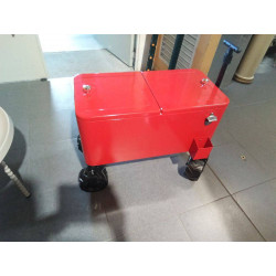 NEVERA METAL PP RUEDAS ROJA
