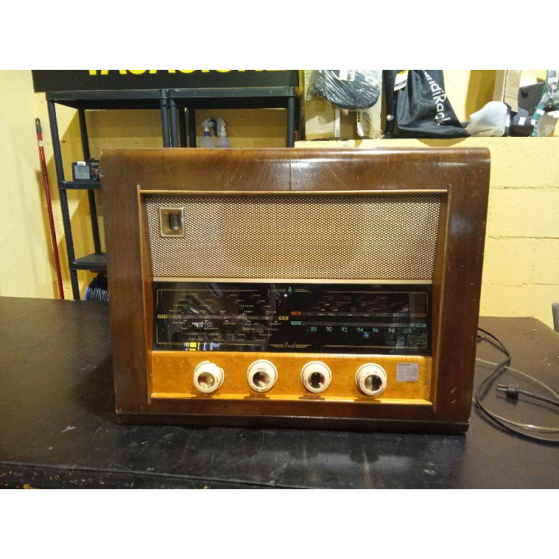 RADIO ANTIGUA BUSH 1950
