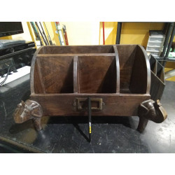 CARTERO DE MADERA PATAS...